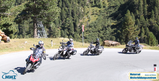 MWZ Motorrad Perfektionstraining Kurven und Kehren