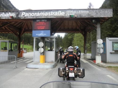 mwz-motorradtraining-kurvenundkehren-KKT005